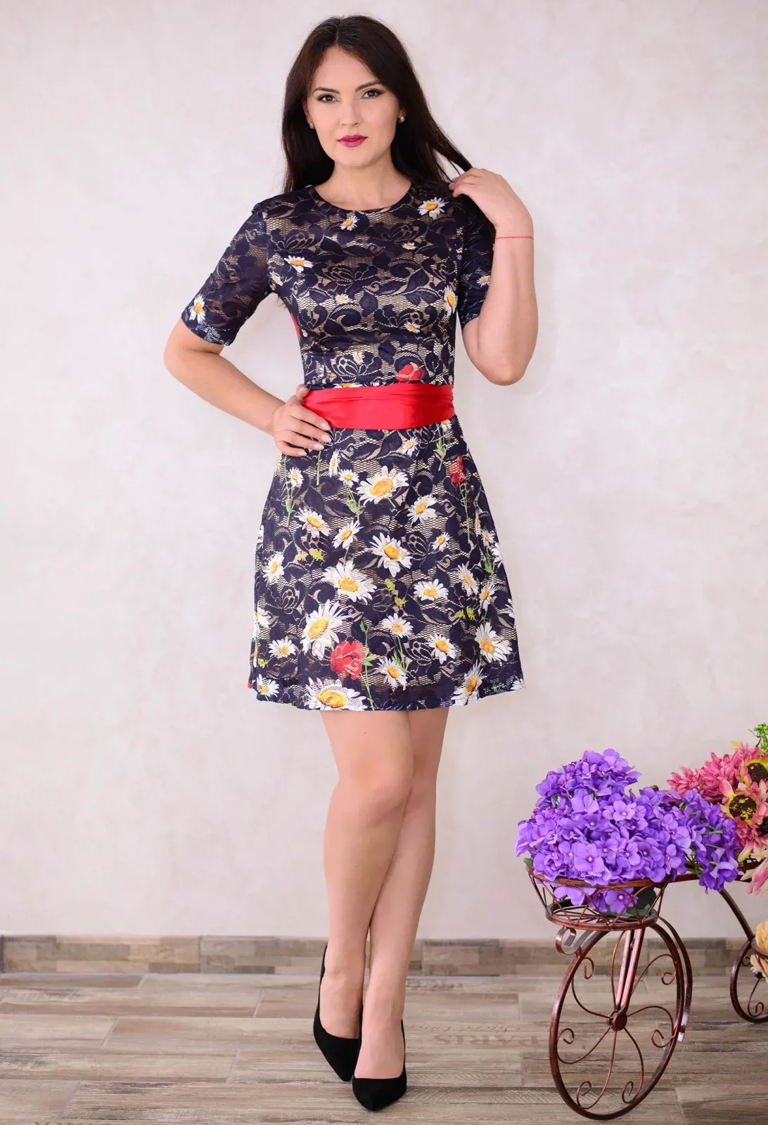 Rochie bleumarin scurta din dantela cu imprimeu floral